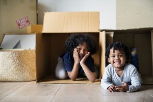 Read more about the article How To Help Kids Through A Move